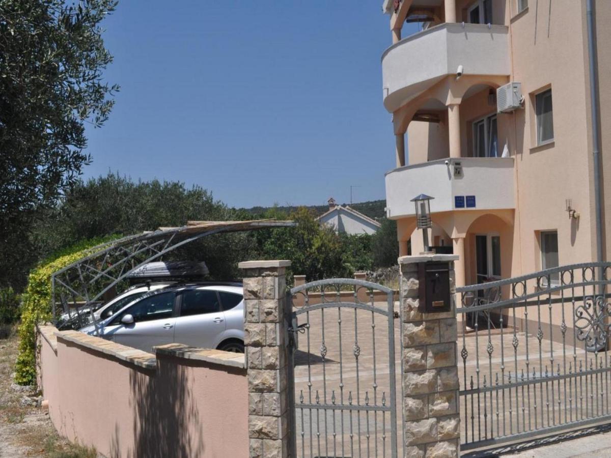 Apartments Vala Vinišće Exterior foto