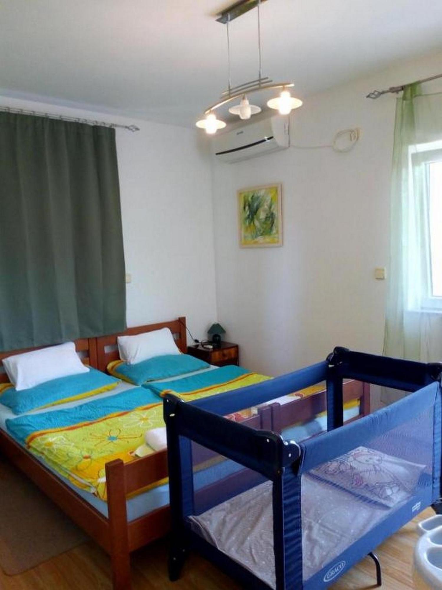 Apartments Vala Vinišće Habitación foto